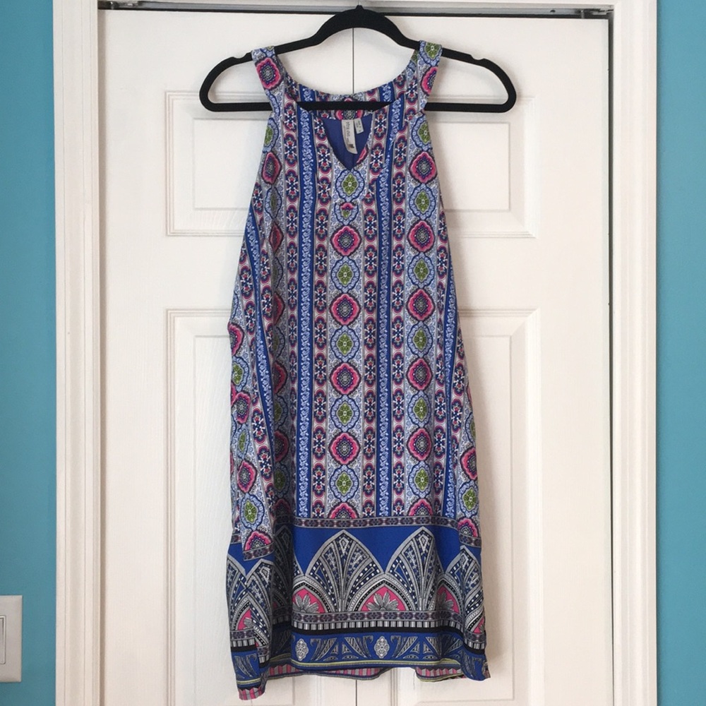 Patterned Dress - Picture 1 of 3